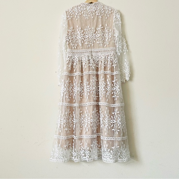NWT Ivy City Co LARGE Sicily white floral midi dress in Champagne Lining - Picture 9 of 11